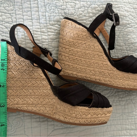 Steve Madden Size 7 wedges - Picture 6 of 7